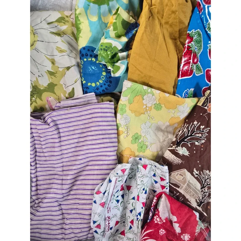 Vintage Fabric Scrap Lot 13lb Floral Lace Mod Retro Cotton Mixed Prints & Sizes